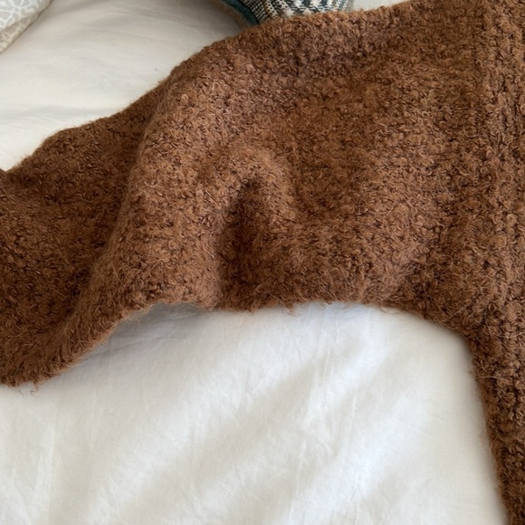 J Crew Turtleneck sweater in boucle yarn NWOT - Picture 7 of 13